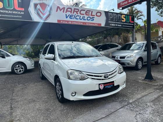 TOYOTA ETIOS 1.3 X 16V FLEX 4P MANUAL